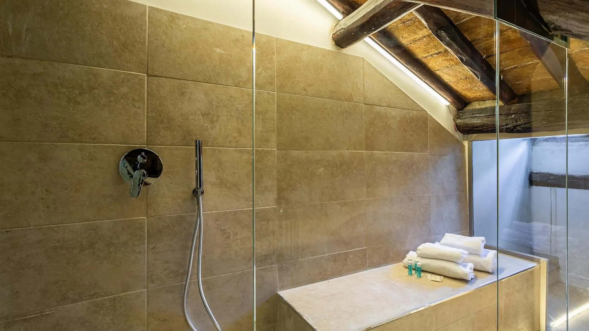 Apartment Iflat Campo Dei Fiori View And Spa Rome
