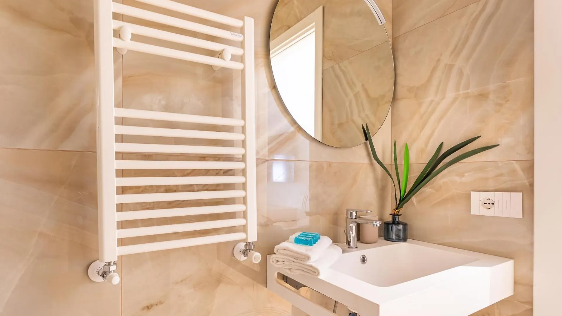 Apartment Iflat Campo Dei Fiori View And Spa Rome